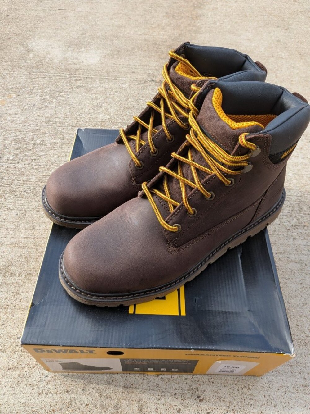DEWALT Durham WP/ST Men's Work Boots Size 10.5 Brown Waterproof Steel Toe NEW